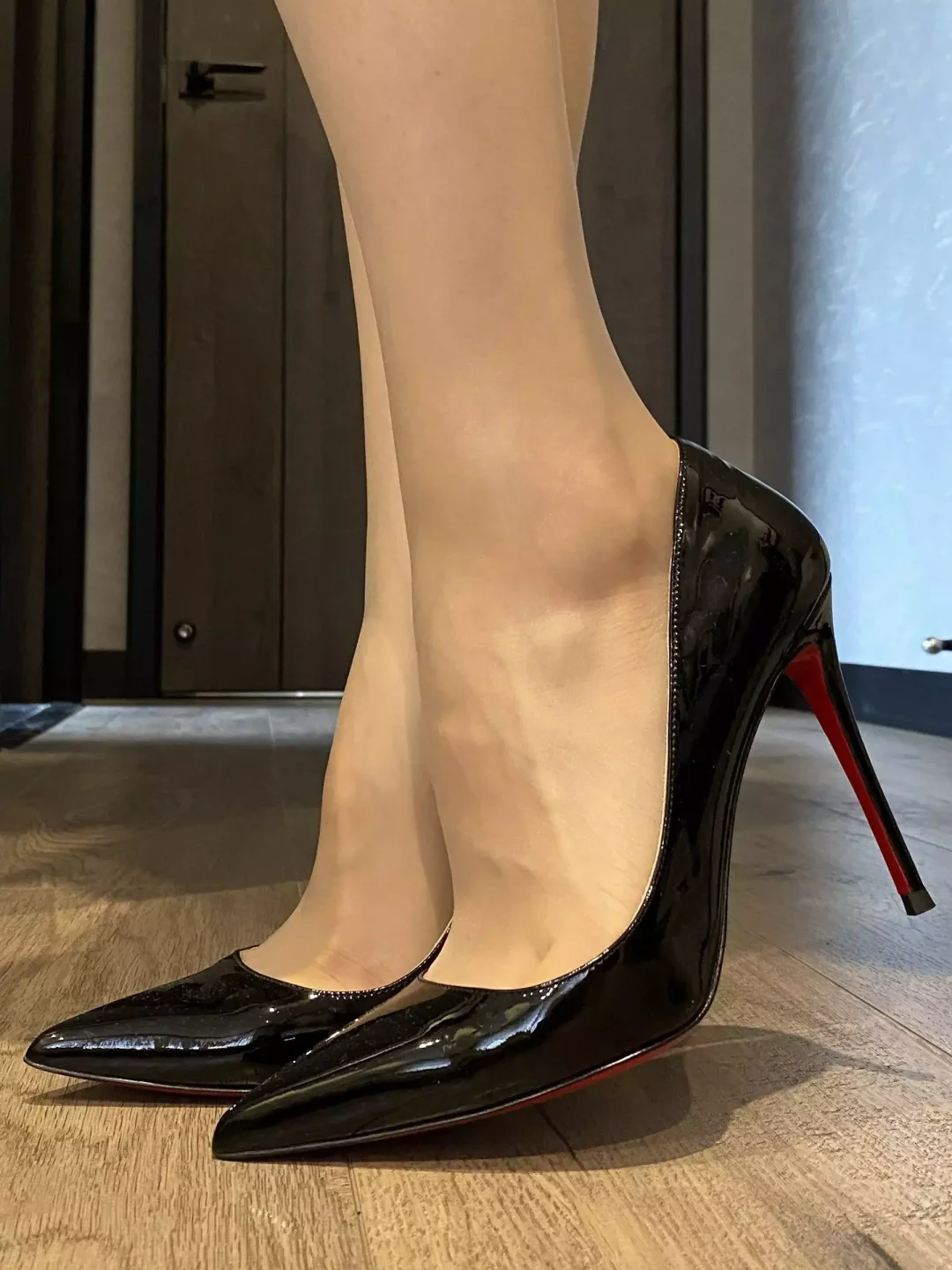 高跟鞋的诱惑誰懂啊!!