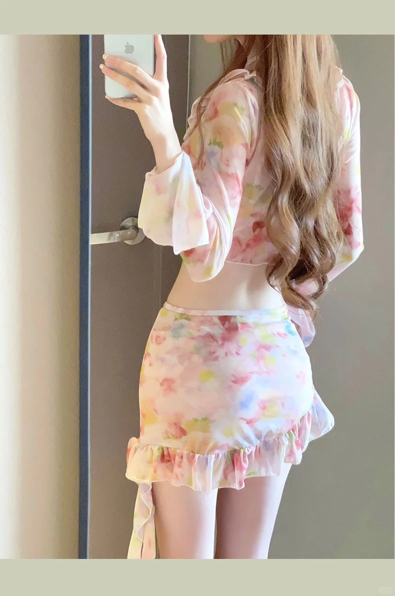 🌺2024夏新品✨油画花飘带泳衣👙