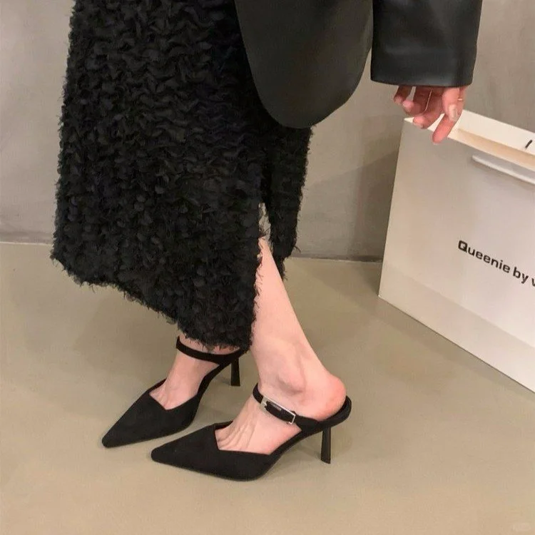 豹纹高跟鞋👠性感来袭！