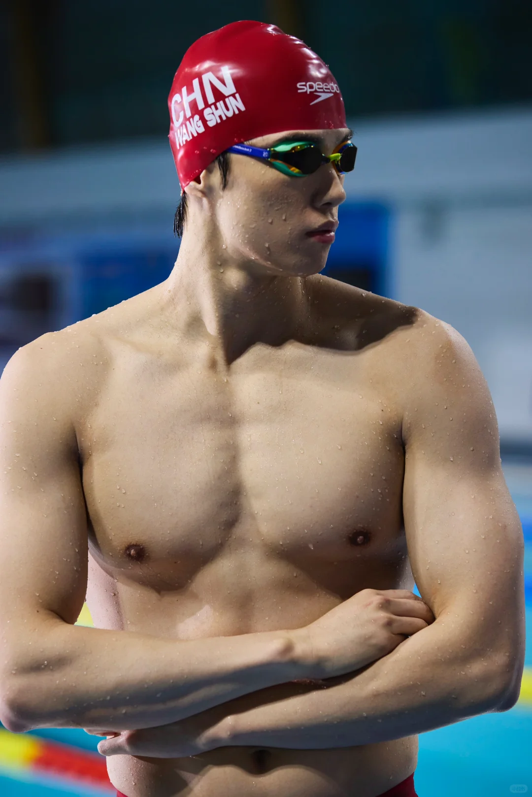 中国游泳队巴黎奥运会比赛泳衣公布