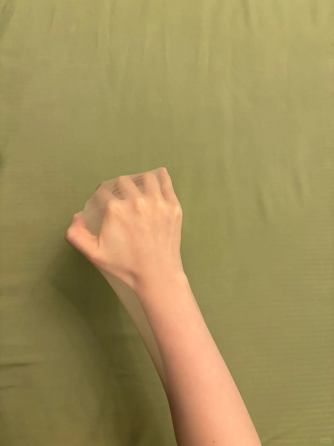 大晚上分享欲来了，丝袜控福音