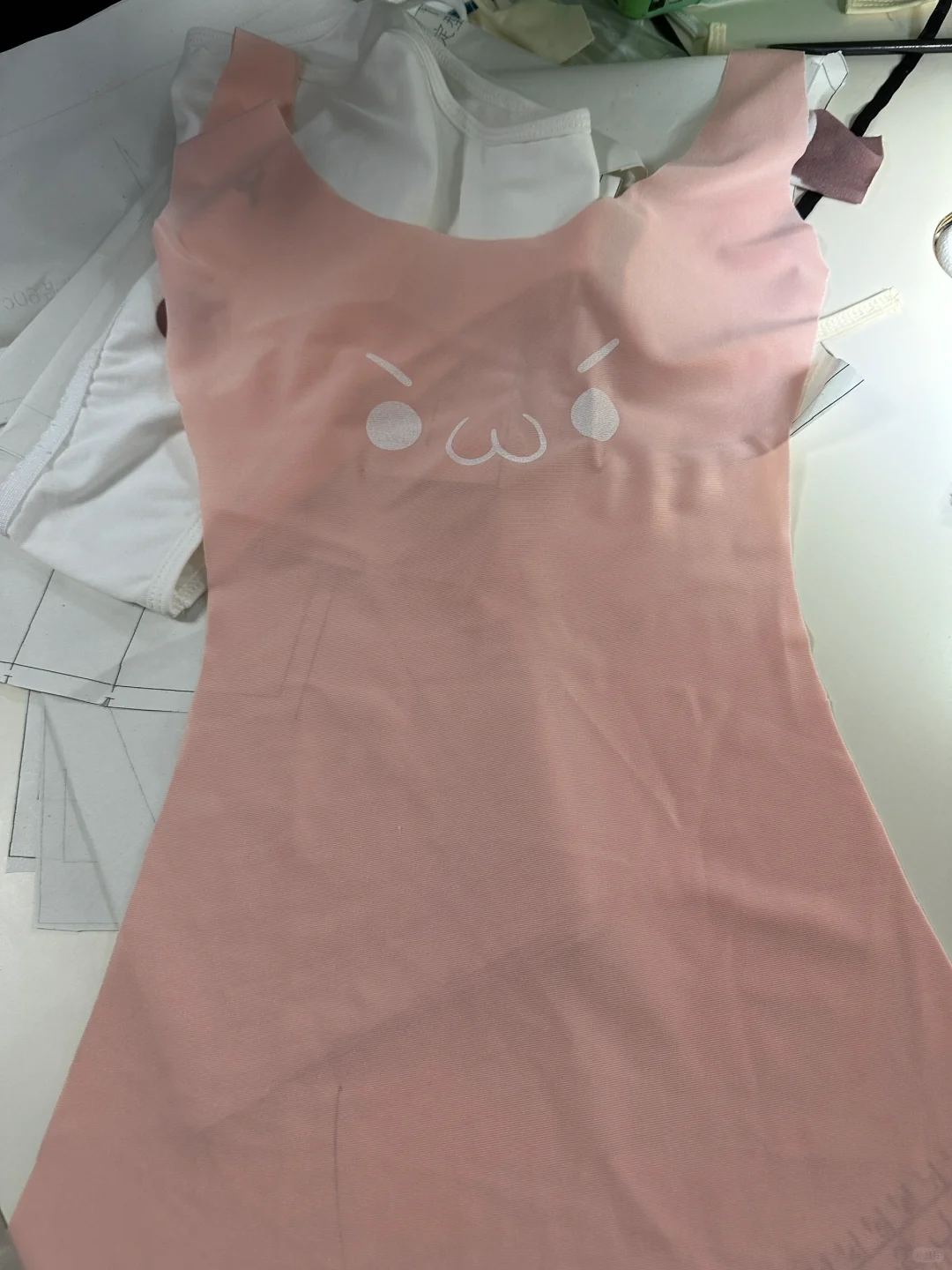 颜文字泳衣粉色版本进度