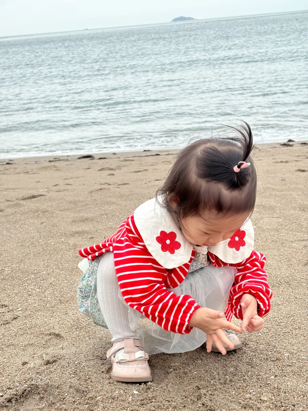 求姨姨们推荐两岁宝宝穿的漂亮泳衣👙