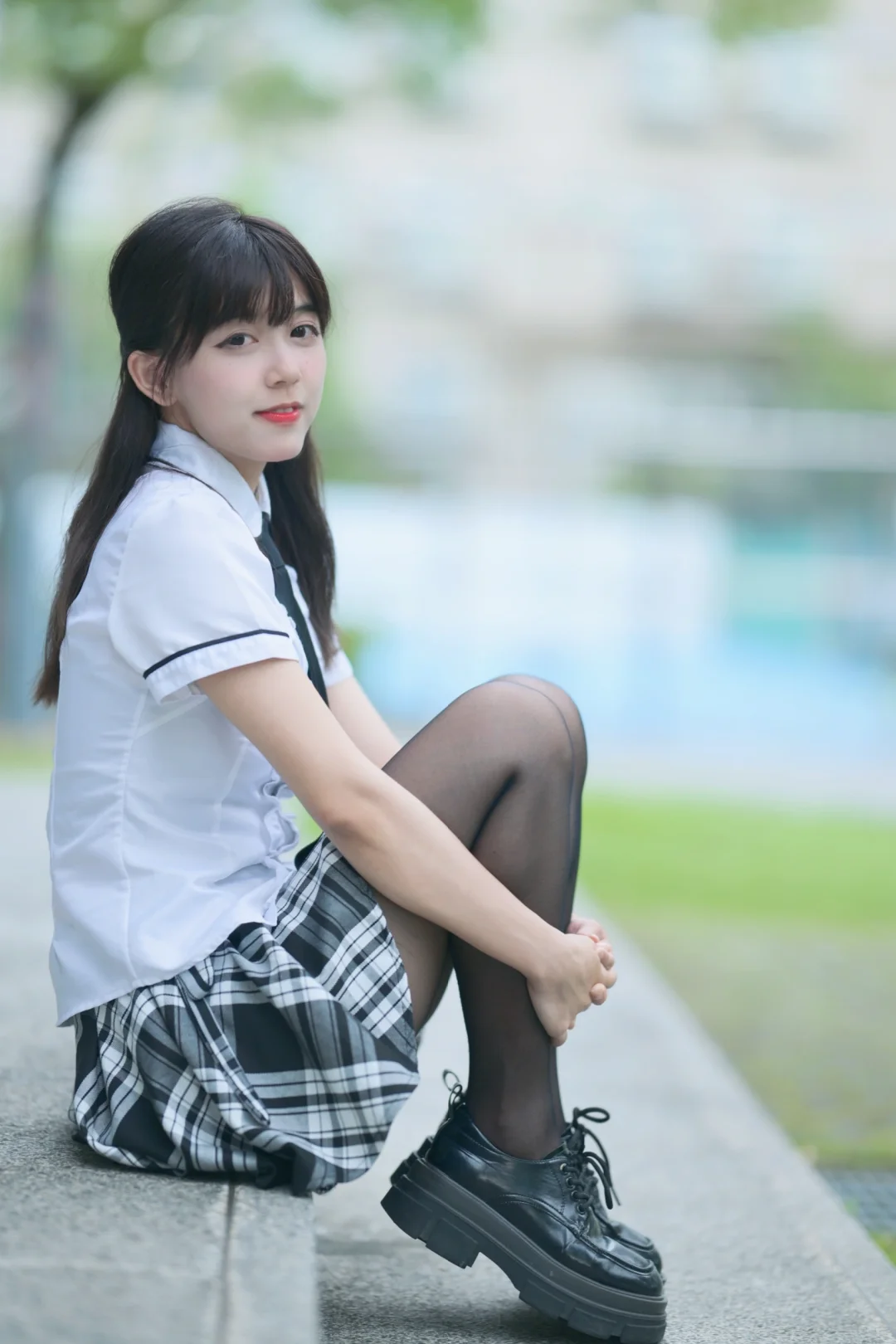 制服黑絲襪美女