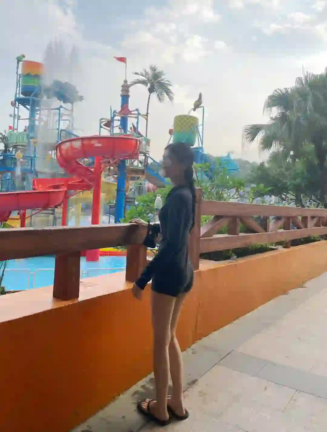 超显身材的泳衣🩱