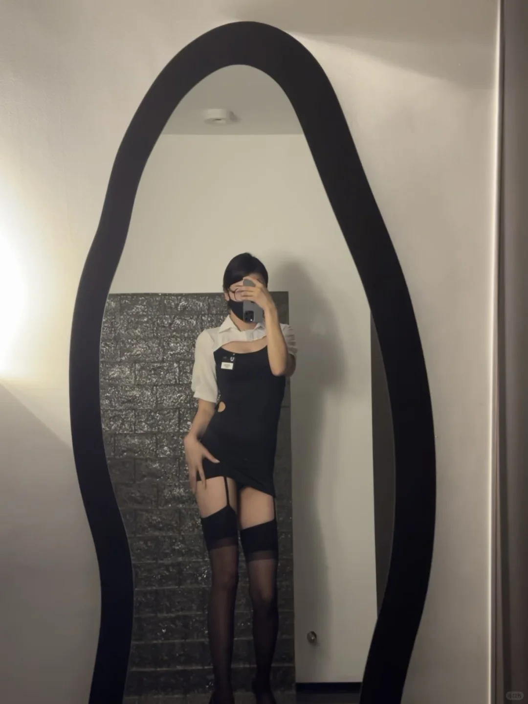 要想工作做得好，丝袜必须选得好。