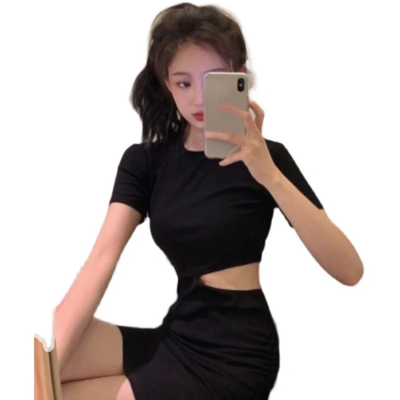👗纯欲风拉满！露腰修身短裙连衣裙