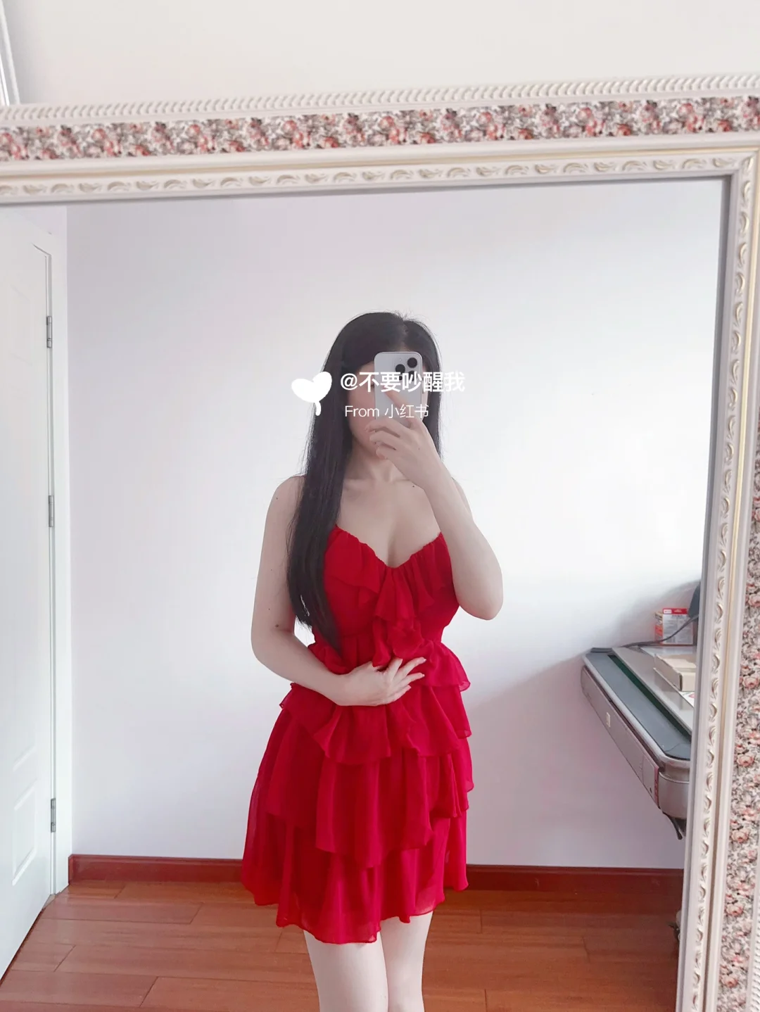 163|52 性感小红裙才是夏日显白神器！❤️
