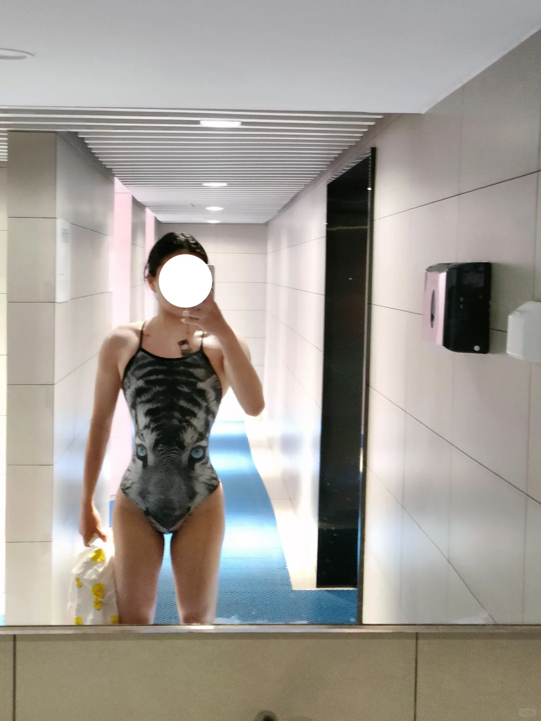 嗷呜嗷呜老虎泳衣