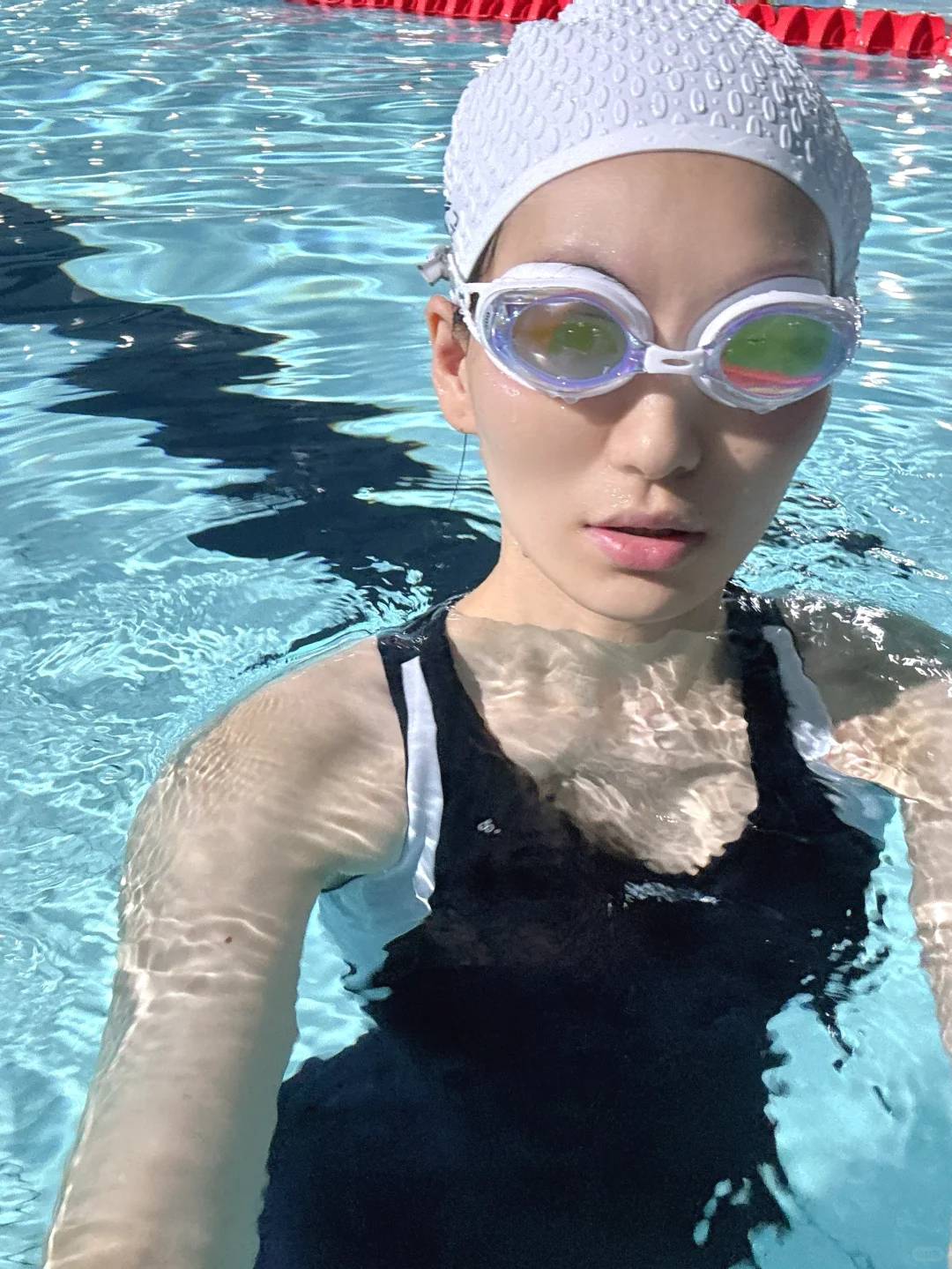 游泳真的太治愈了!都给我去swimming