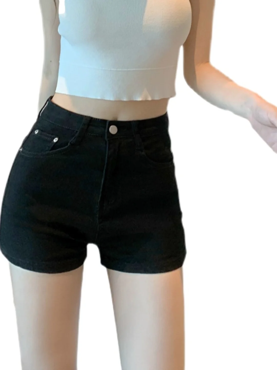 夏日必备!性感高腰牛仔短裤👖