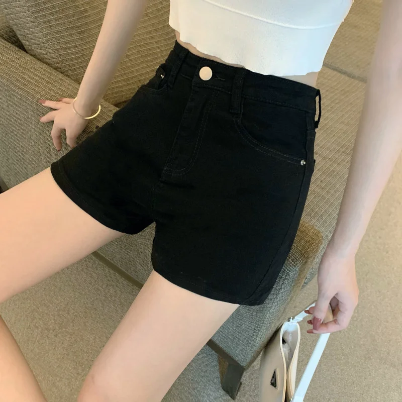 夏日必备!性感高腰牛仔短裤👖