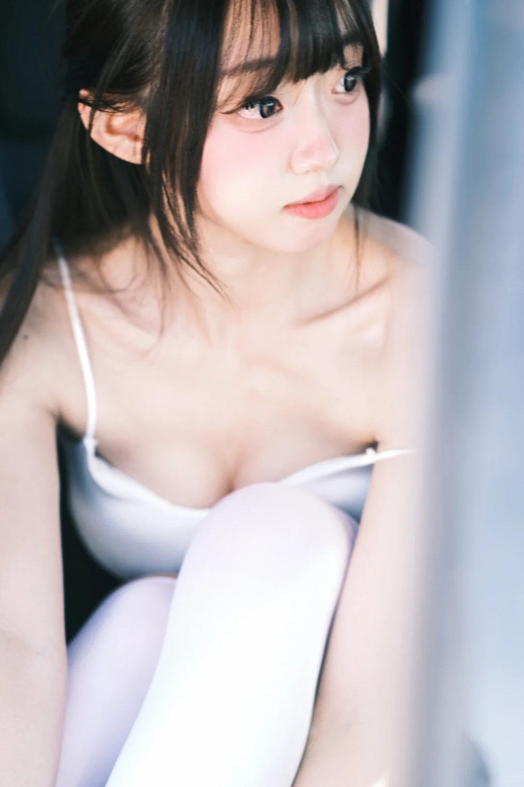 南开女大｜白丝体操服+车内纯欲感写真