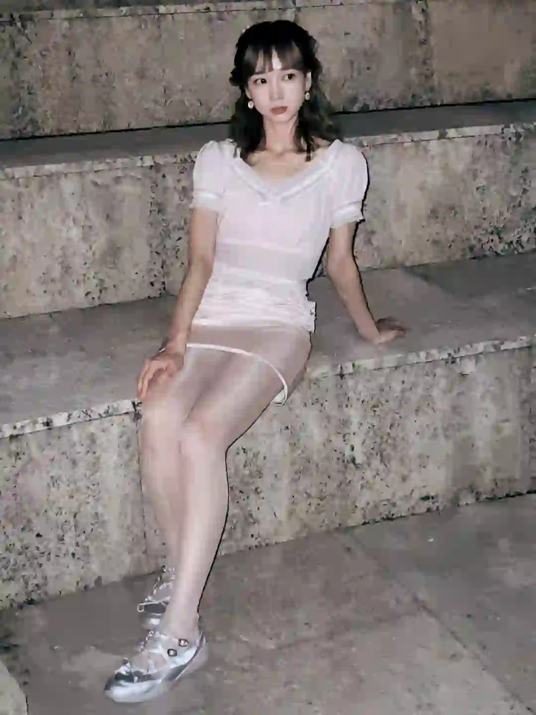 日系法式穿搭和白色丝袜