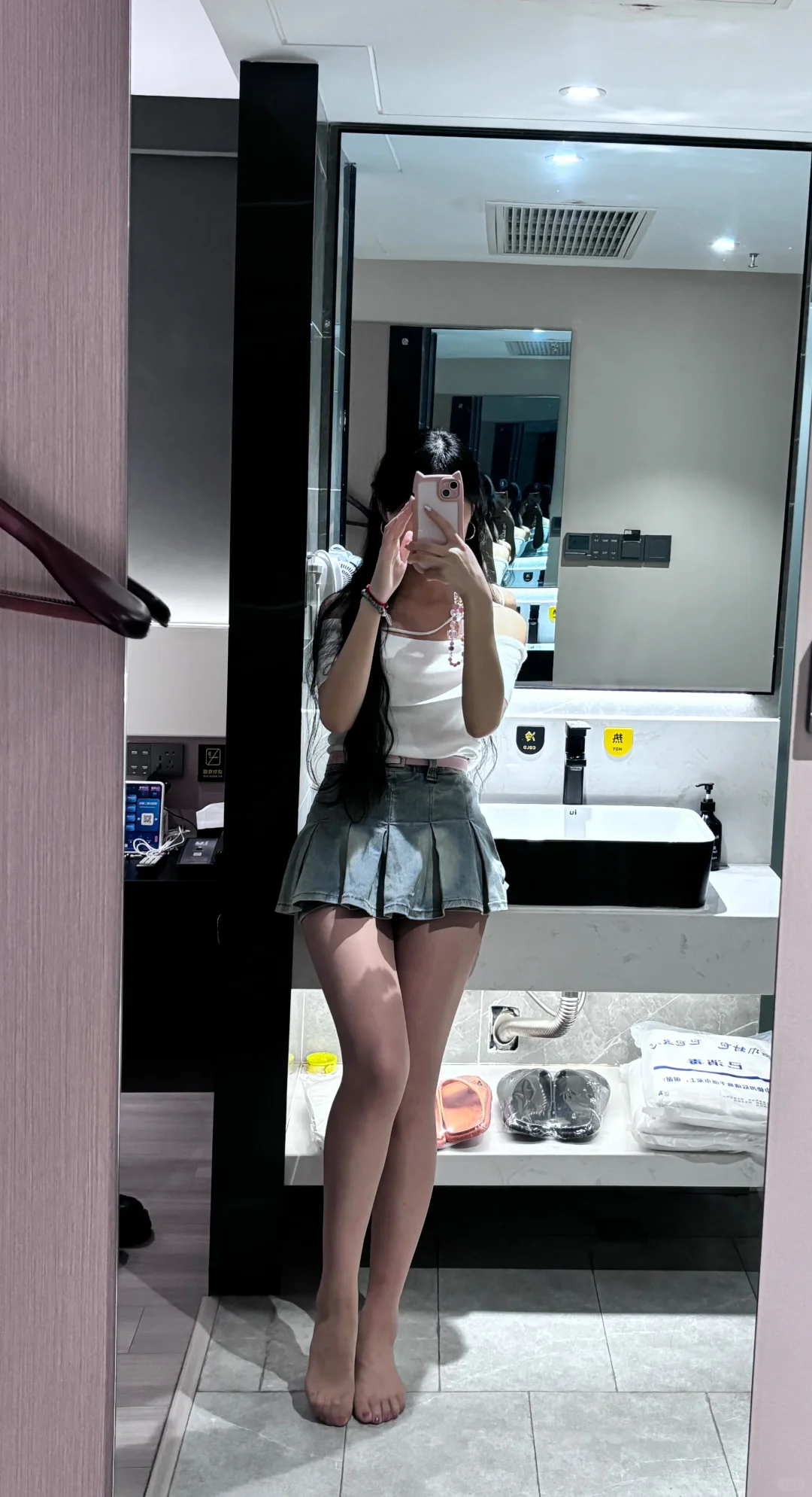 肉肉腿➕肉色丝袜，好美