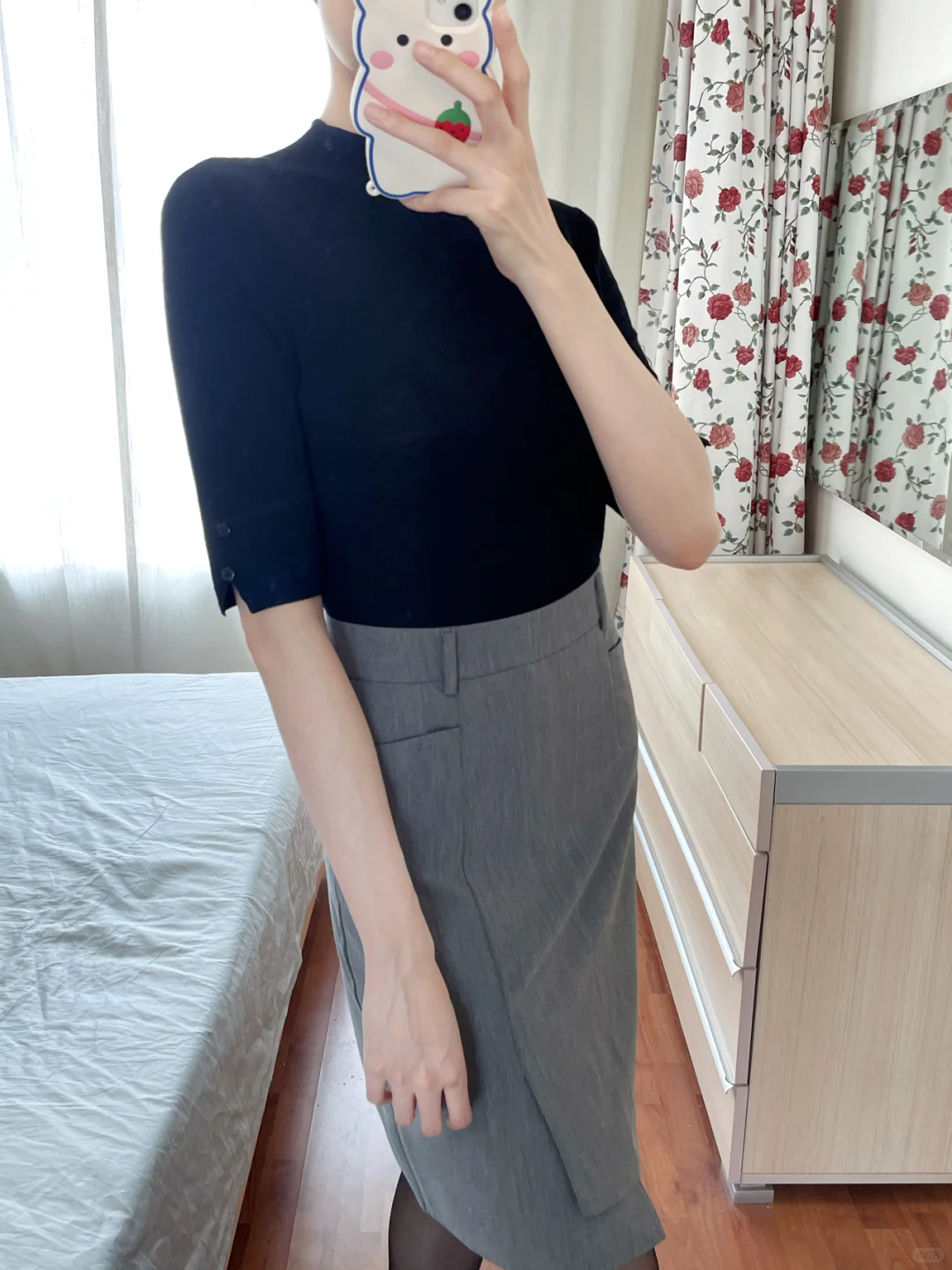 OOTD | 秋日半裙配黑丝 律师通勤穿搭