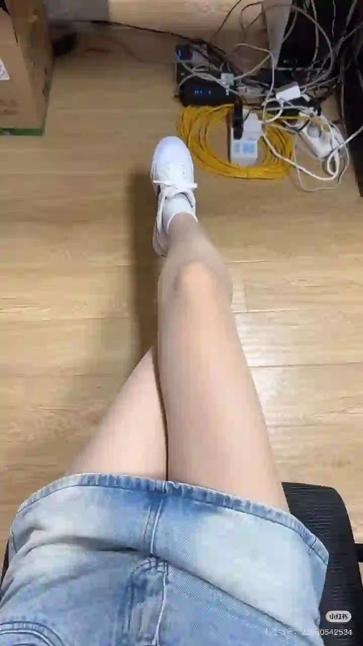 谁能懂这自带美颜神器💄的美肤袜呀👍