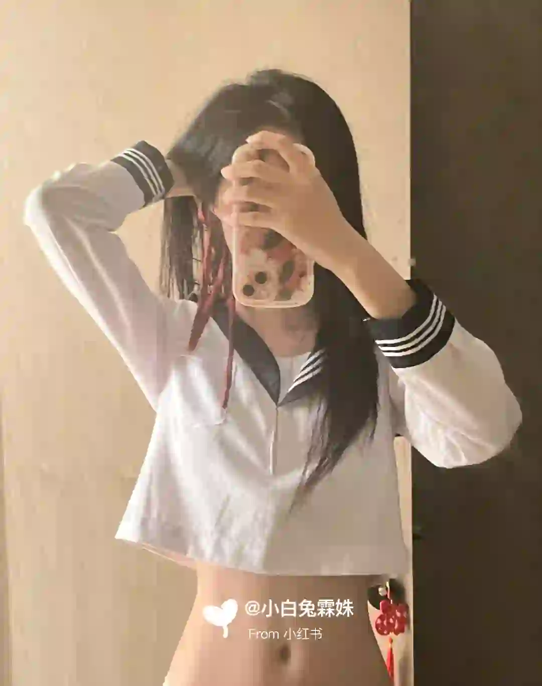 我真的好喜欢我的腰线