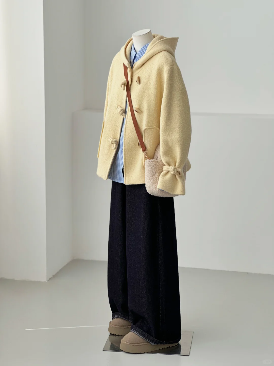 💛💛被这件奶黄色牛角扣大衣可爱到啦💛💛