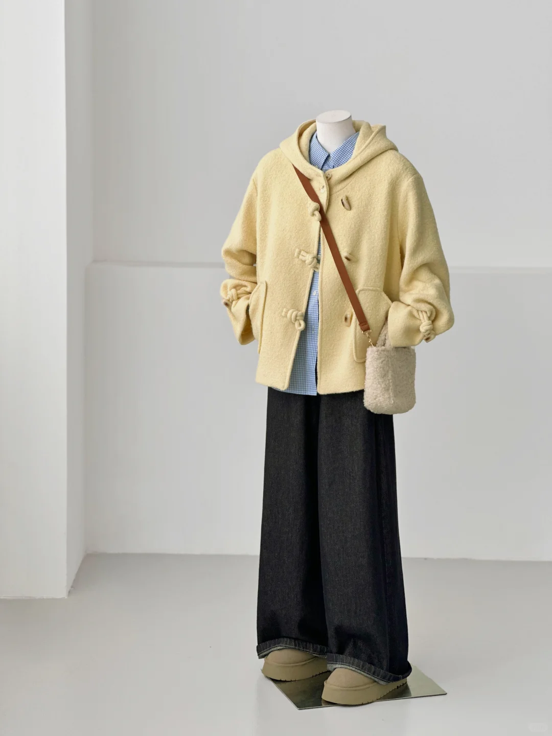 💛💛被这件奶黄色牛角扣大衣可爱到啦💛💛