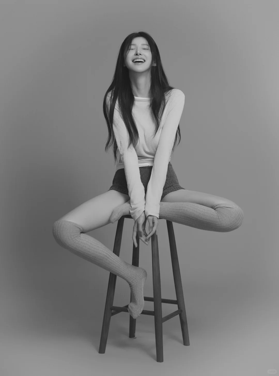 24w人看过的韩女写真，花絮成片你喜欢哪个？