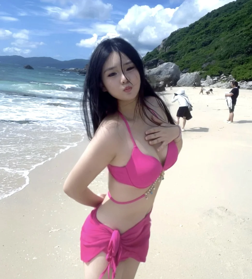 05女大三亚