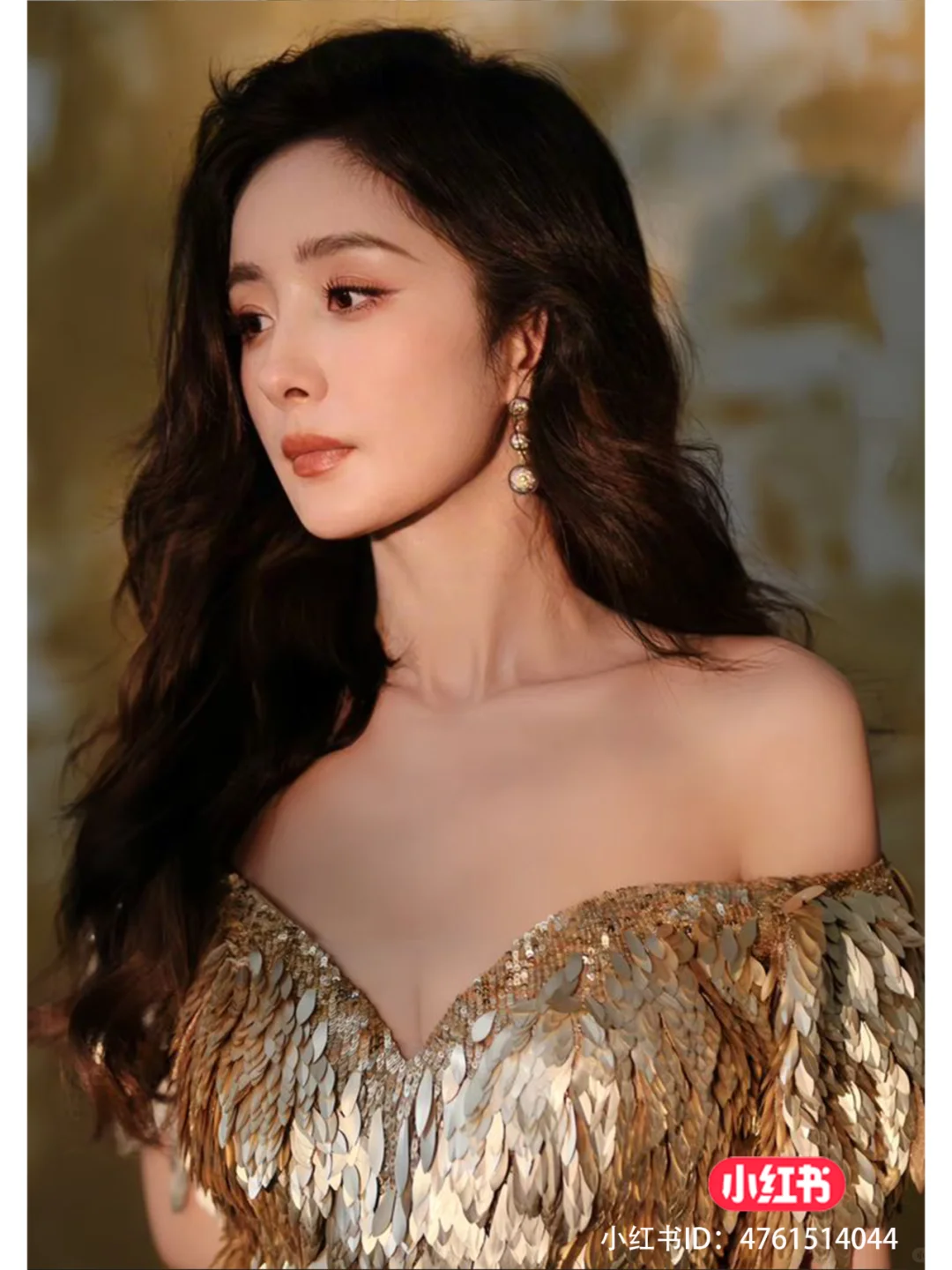 💃杨幂：性感魅力，肆意绽放