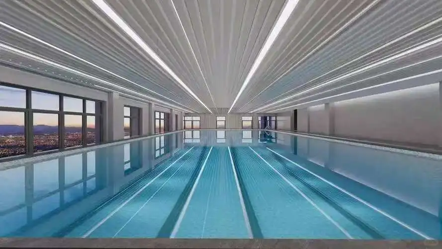 夏天比较适合泡水里🏊