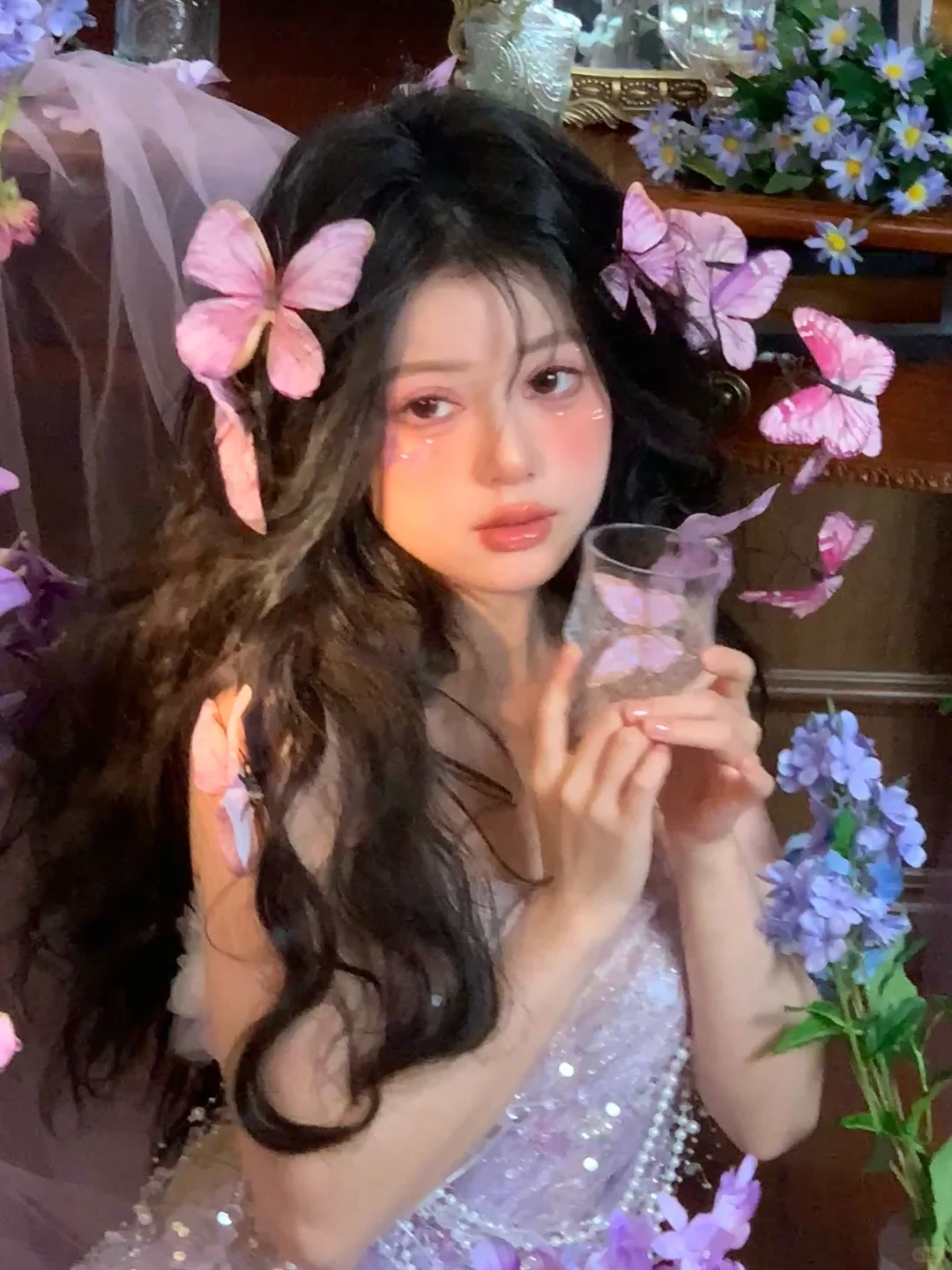 近日封神的紫色梦幻蝴蝶手机花絮