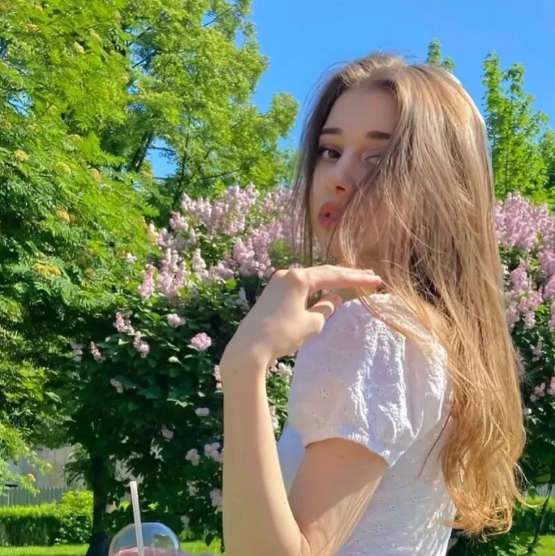 欧美女性头像｜性感美女头像