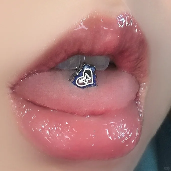 小众嘴唇头像