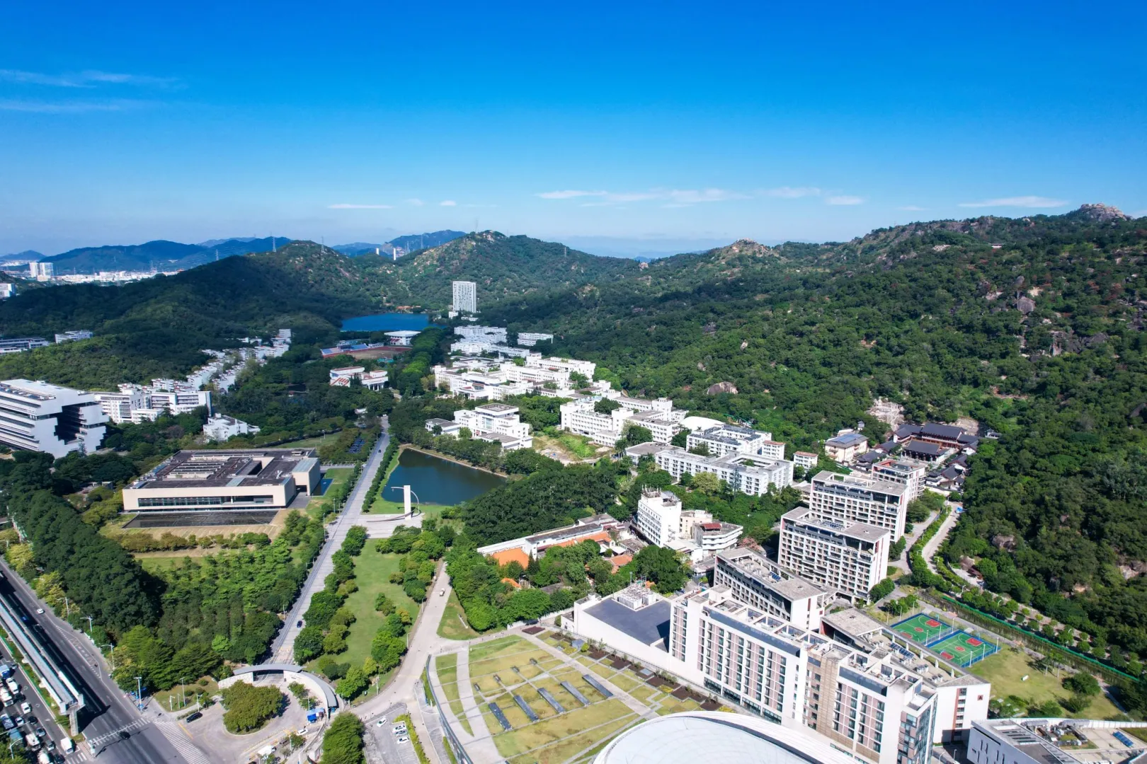 桑浦山校区 | 依山筑梦,以光为引