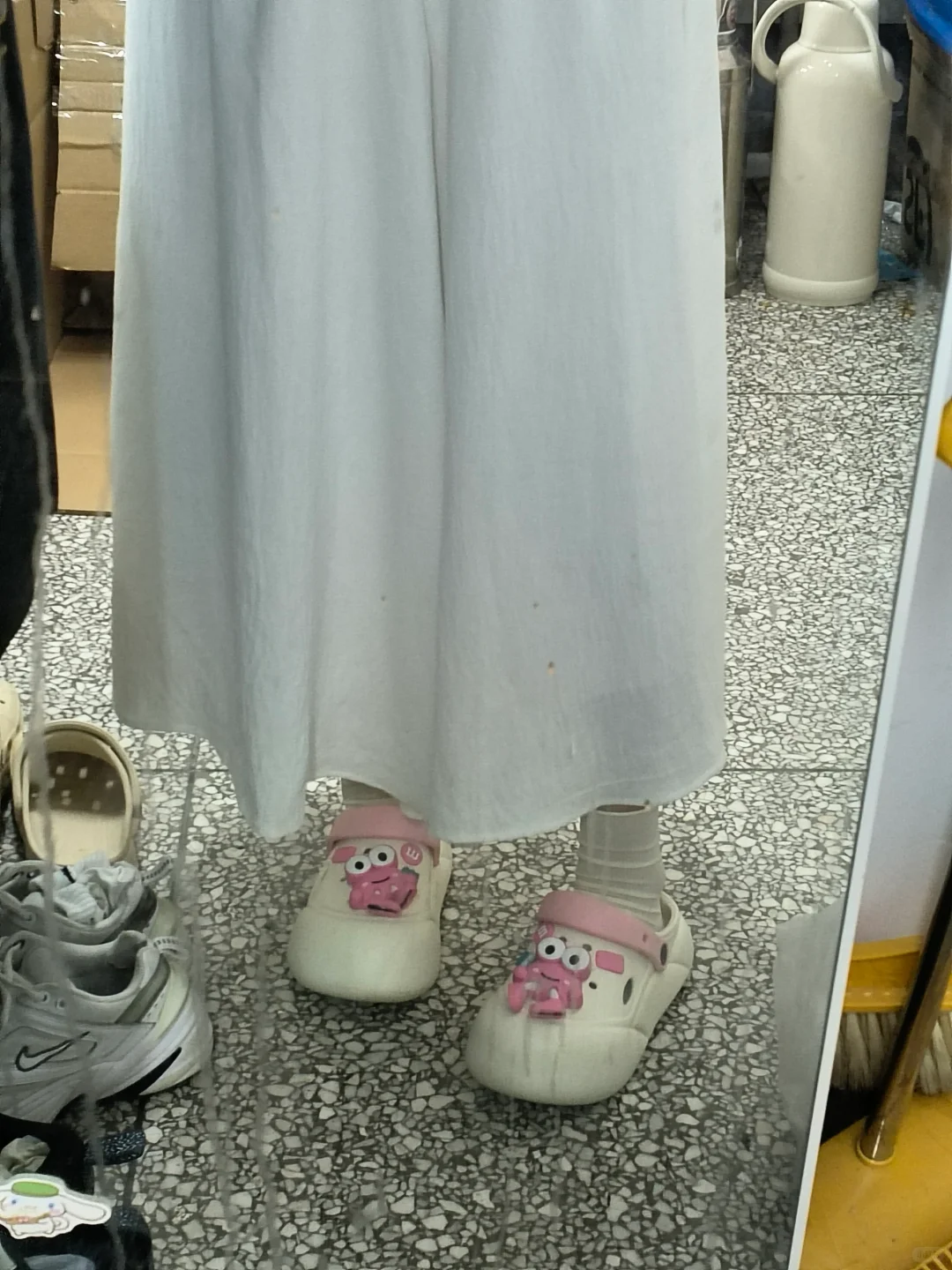 女大学生在校日常