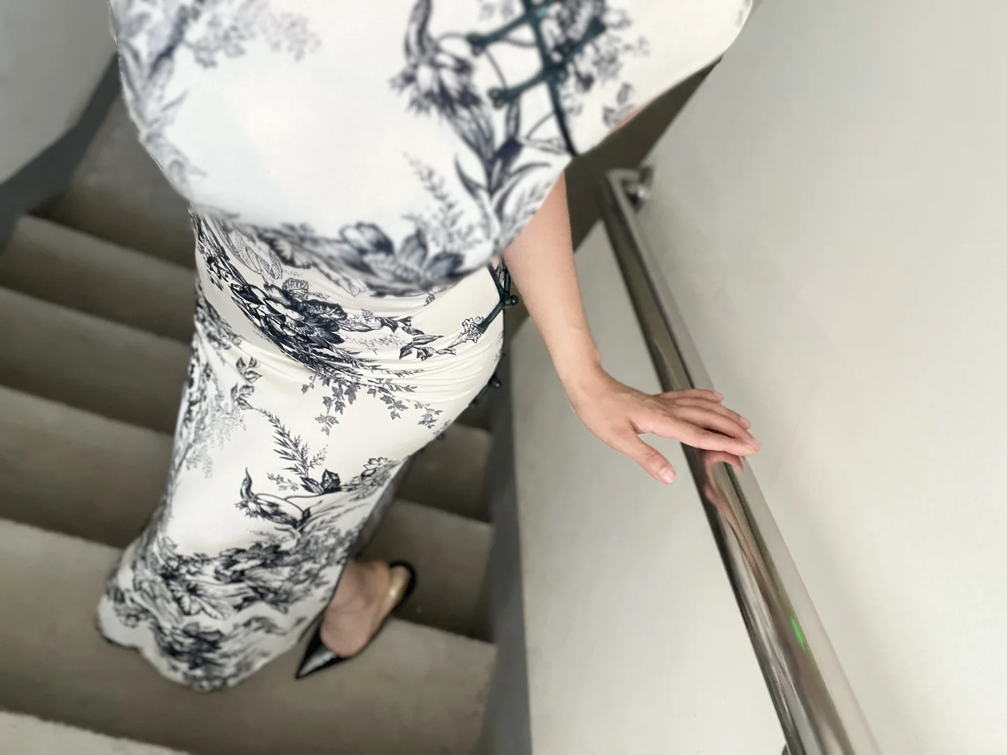 左滑给嫂嫂上身吧～