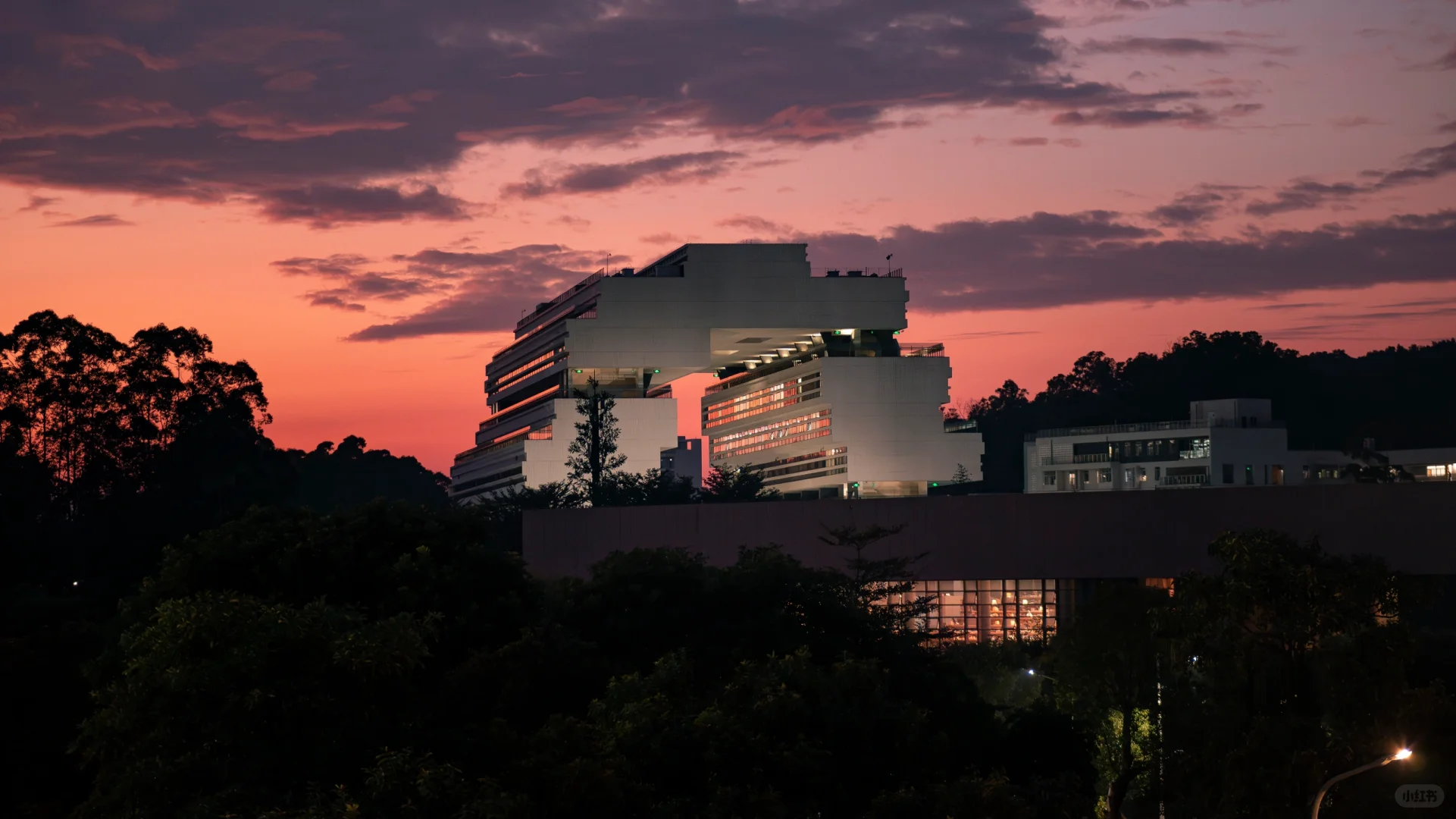 桑浦山校区 | 依山筑梦,以光为引