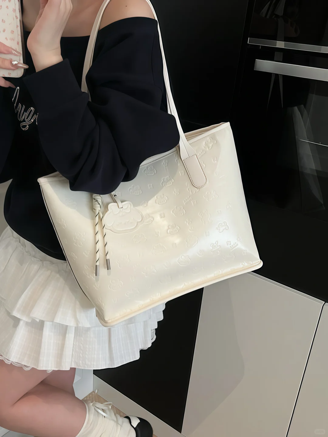 适合女大学生的高级感托特包！平价又百搭