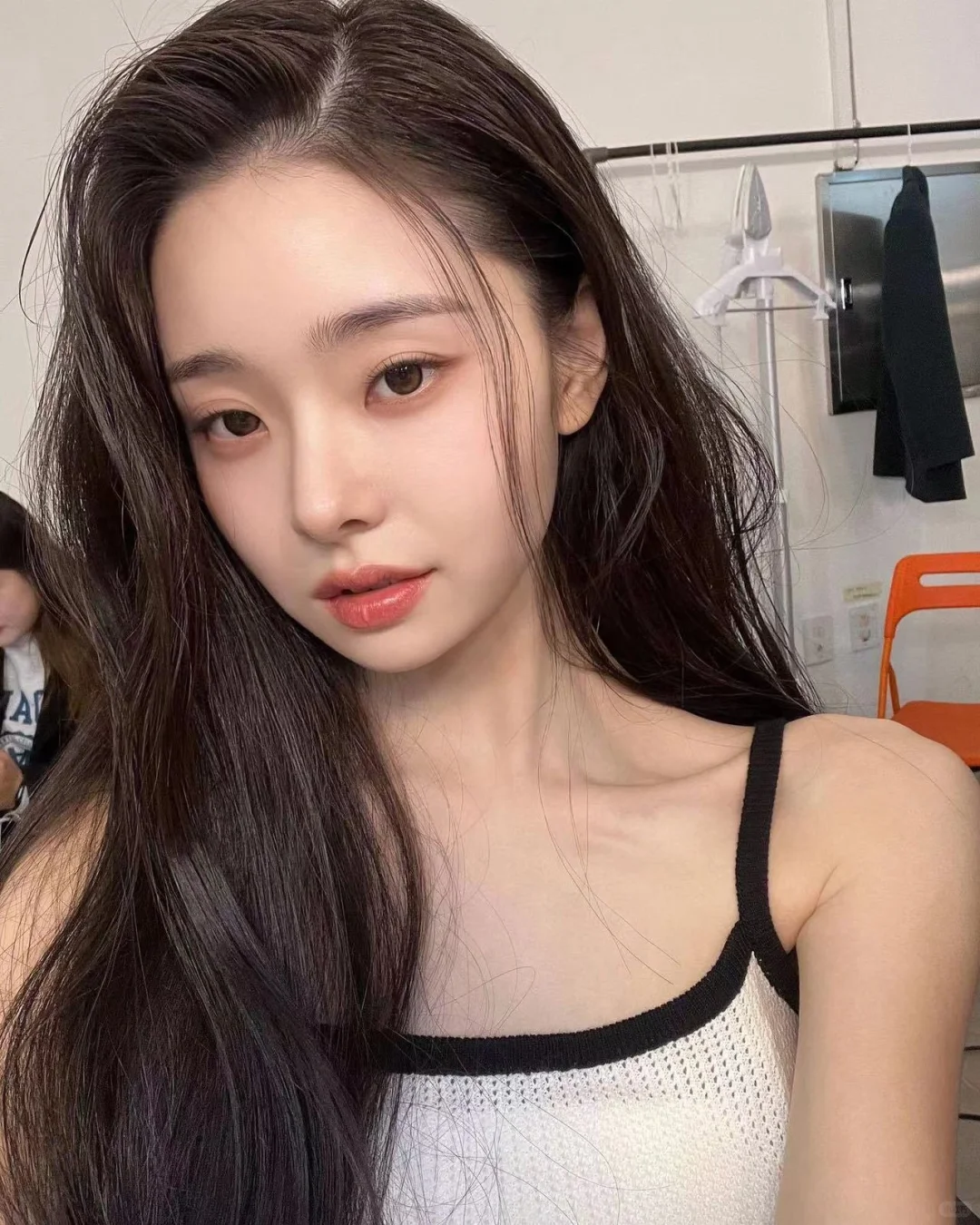 即使她塌了我也还是只记得她