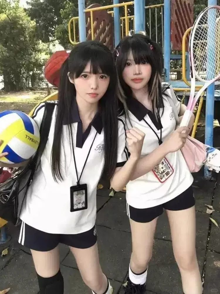 夏季必备！绀白学院风套装
