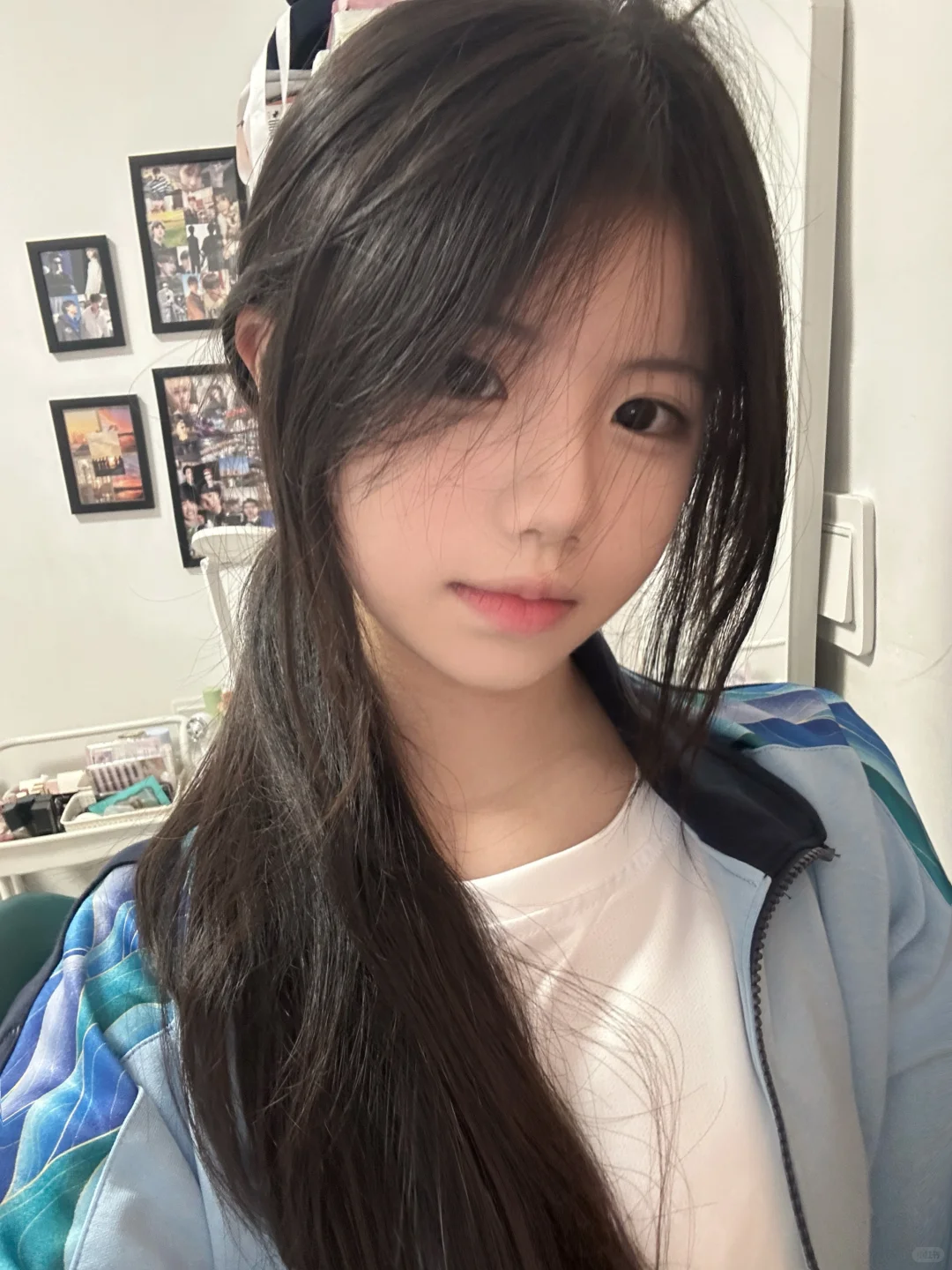 09女高丨是只涂素颜霜就漂亮的年纪