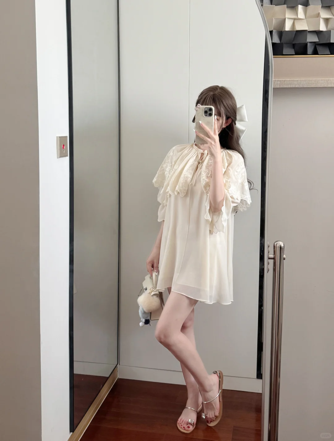 今天的封面给到这条女神裙~