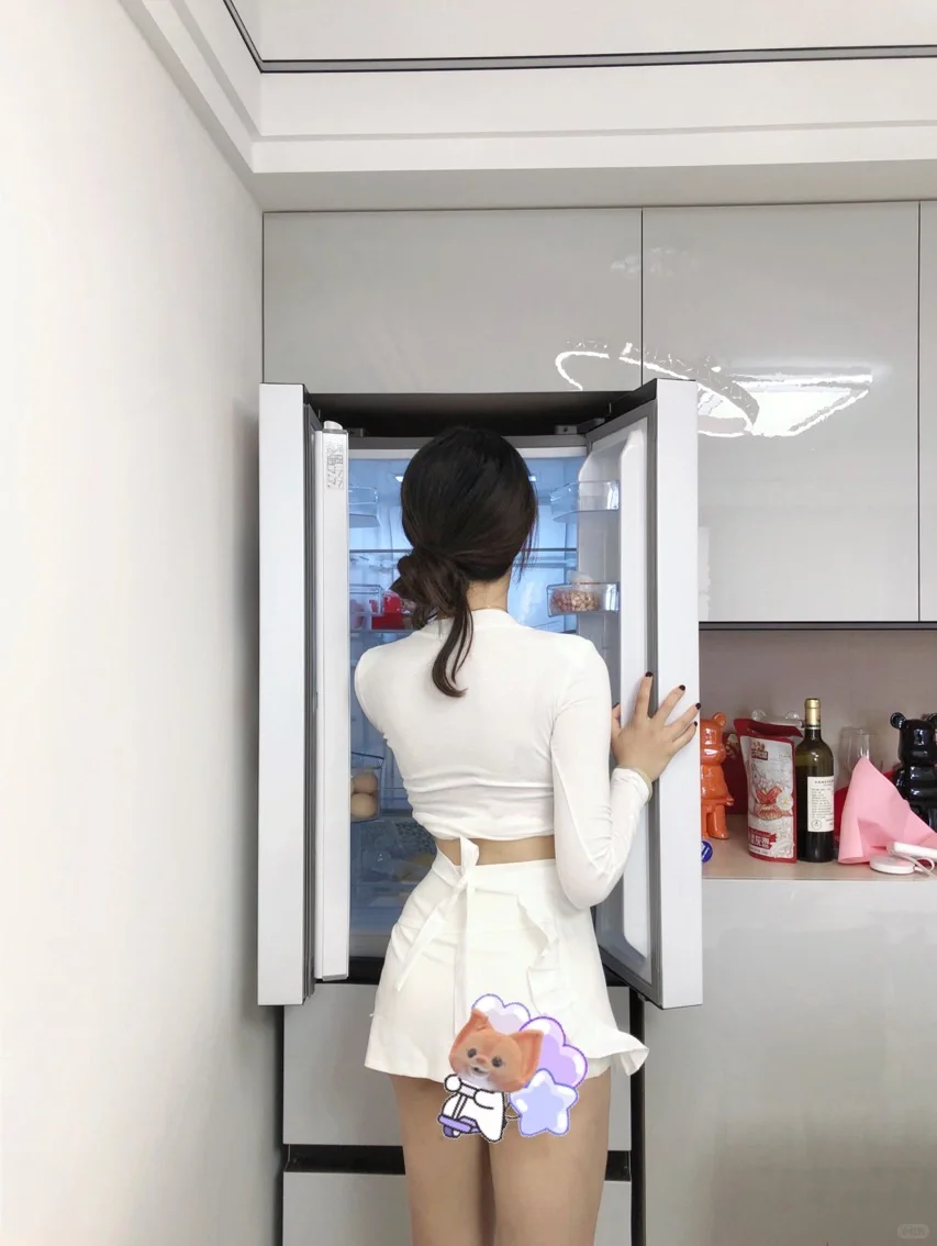 厨房人妻我也拍啦