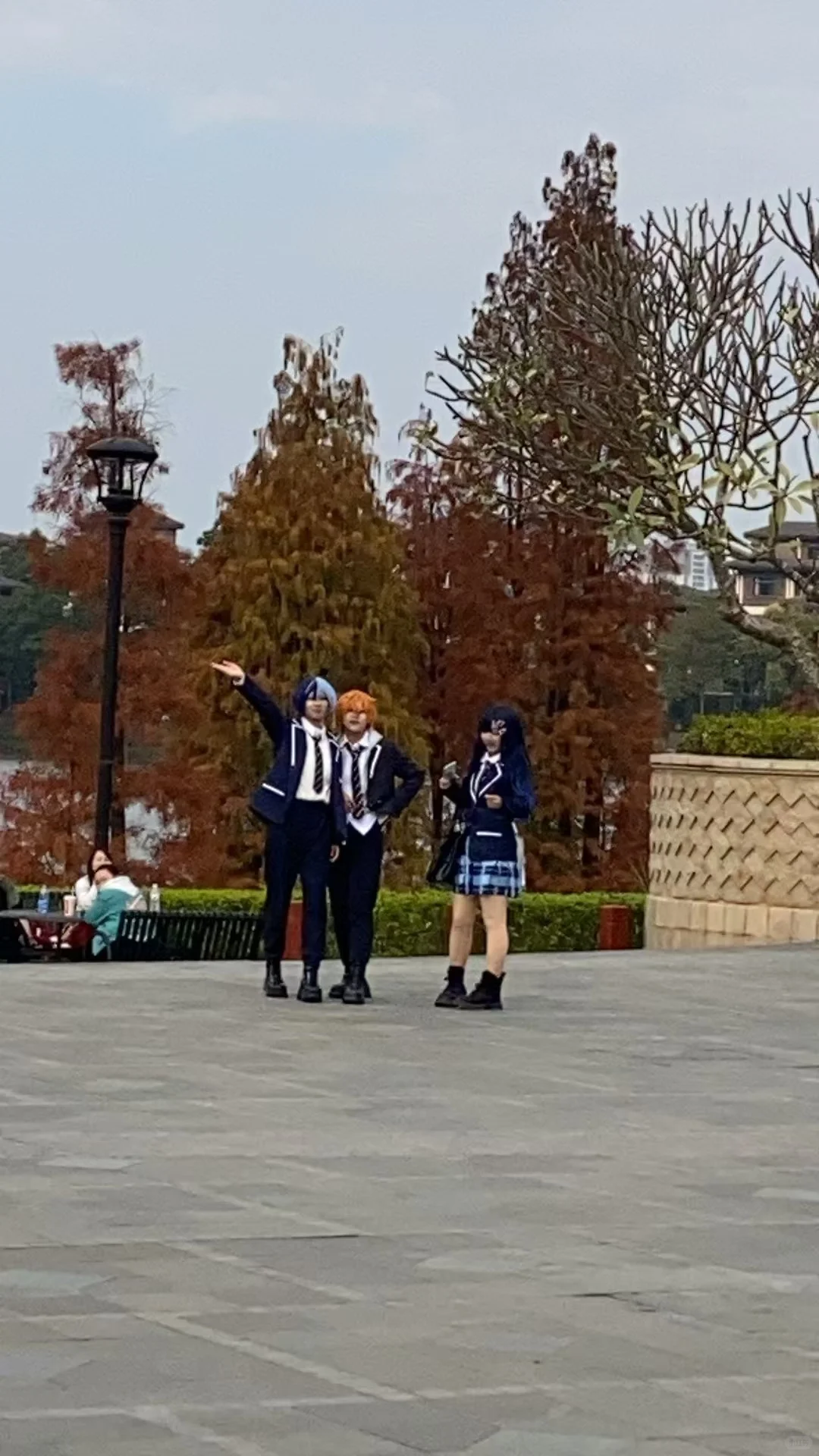 出游了