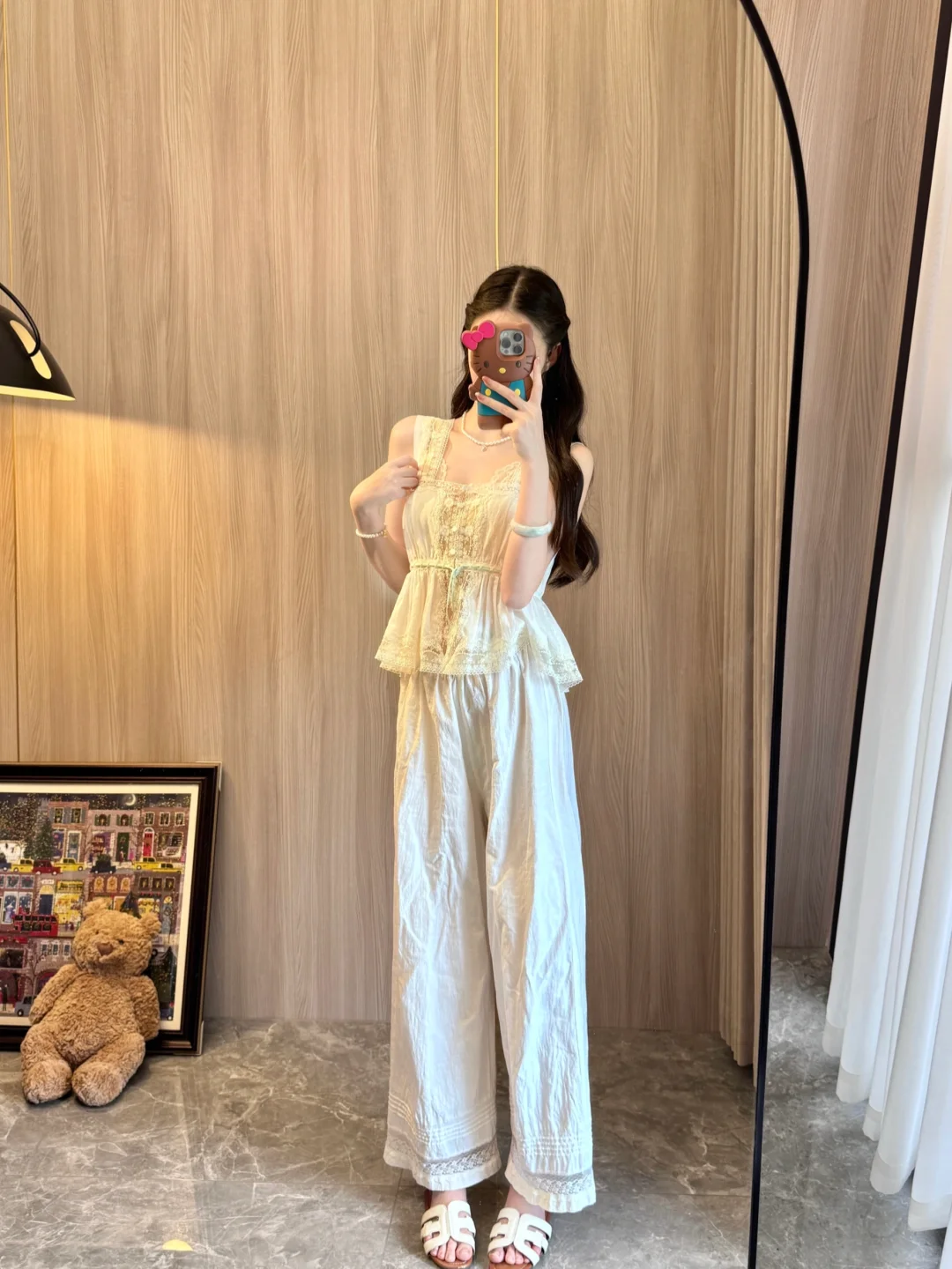 钟爱chol.e蕾丝吊带🦢白色好纯欲啊！！