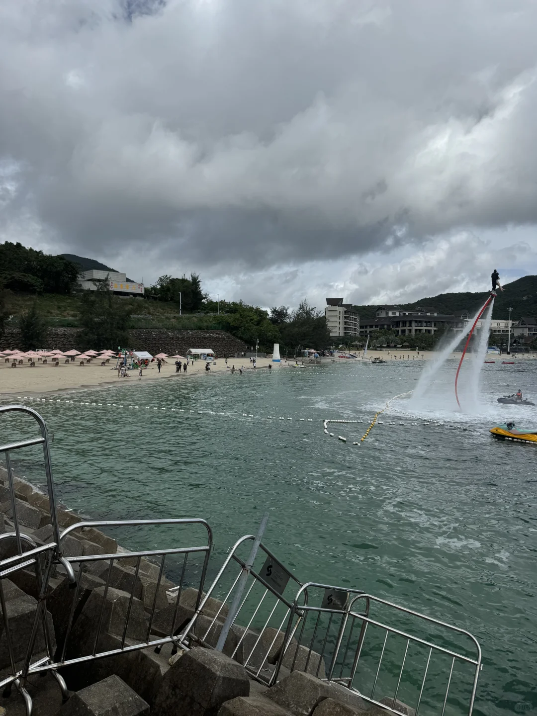 今日桔钓沙现状27号玻璃海人少不下雨天晴