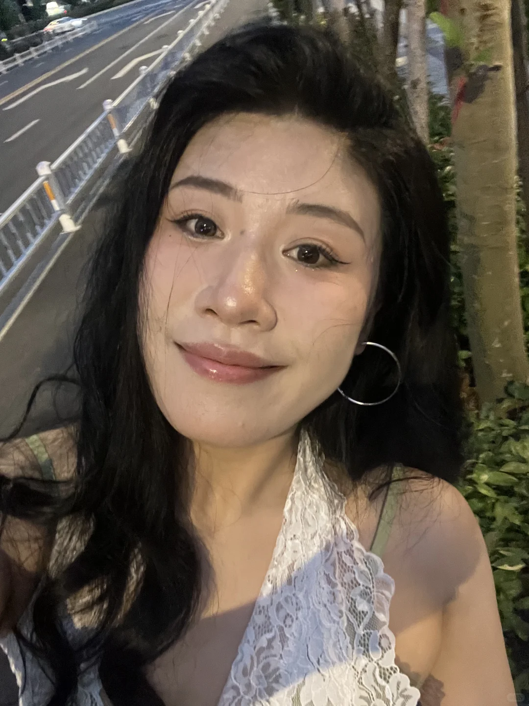 97年女孩子在小红书听劝