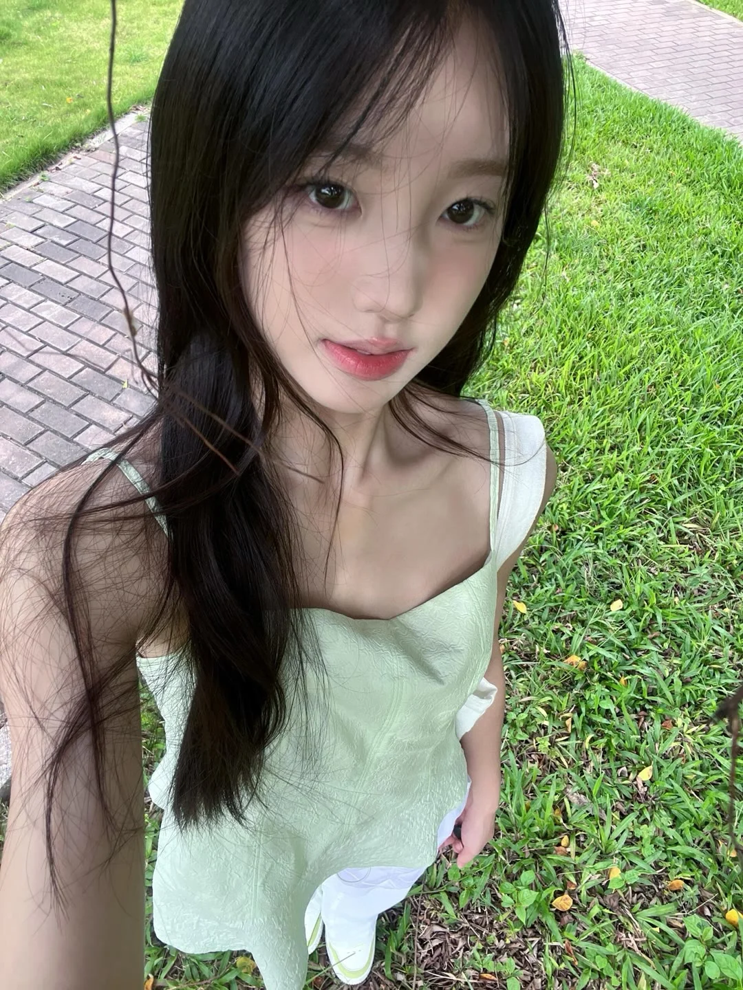 女大不爱