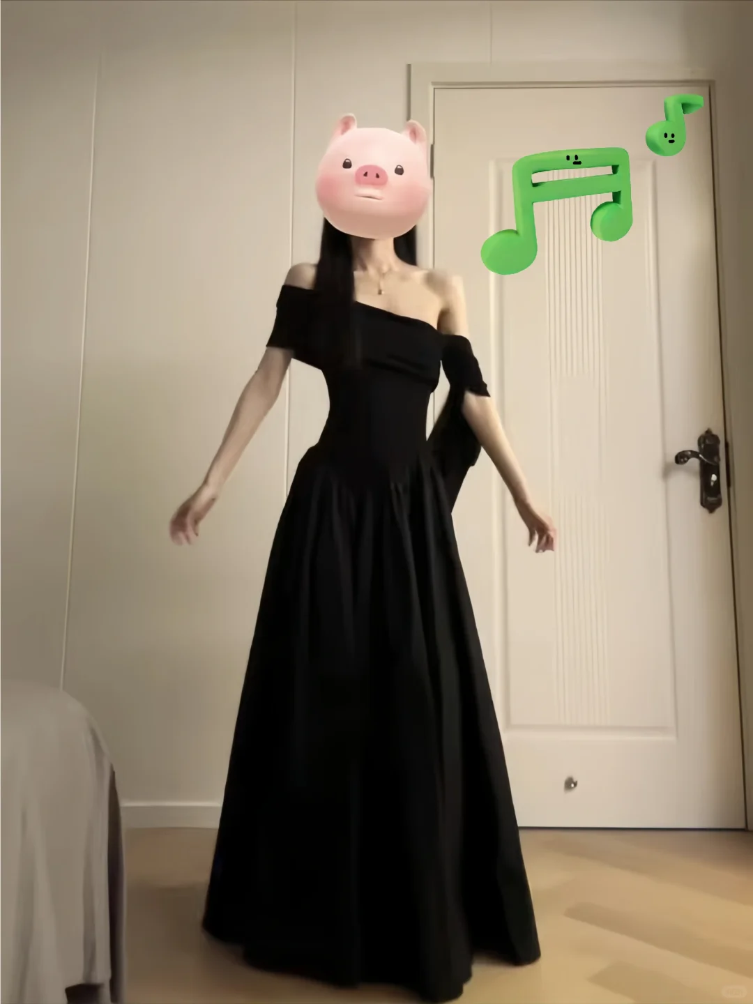 黑色一字肩连衣裙👗夏季必备