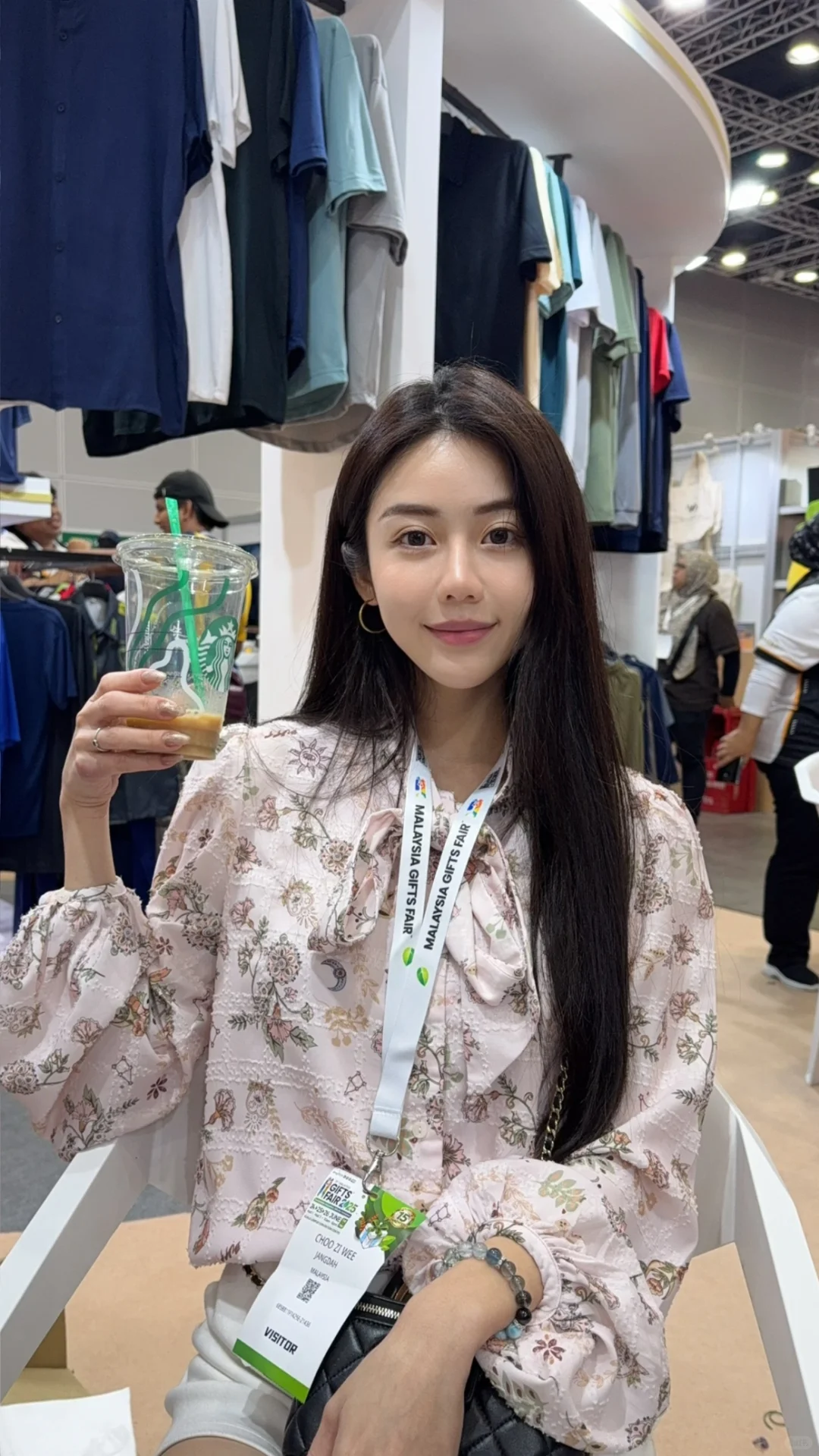 二十岁的美貌是礼物 三十岁后的气质是战绩