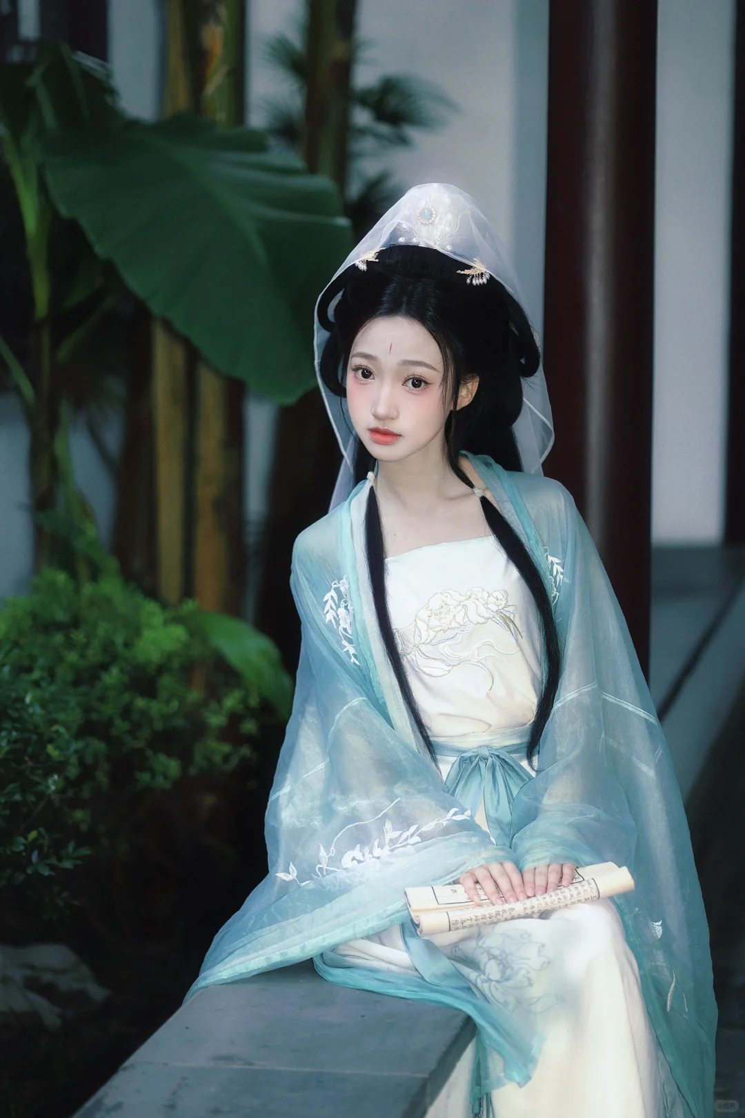 帘外芭蕉惹骤雨
