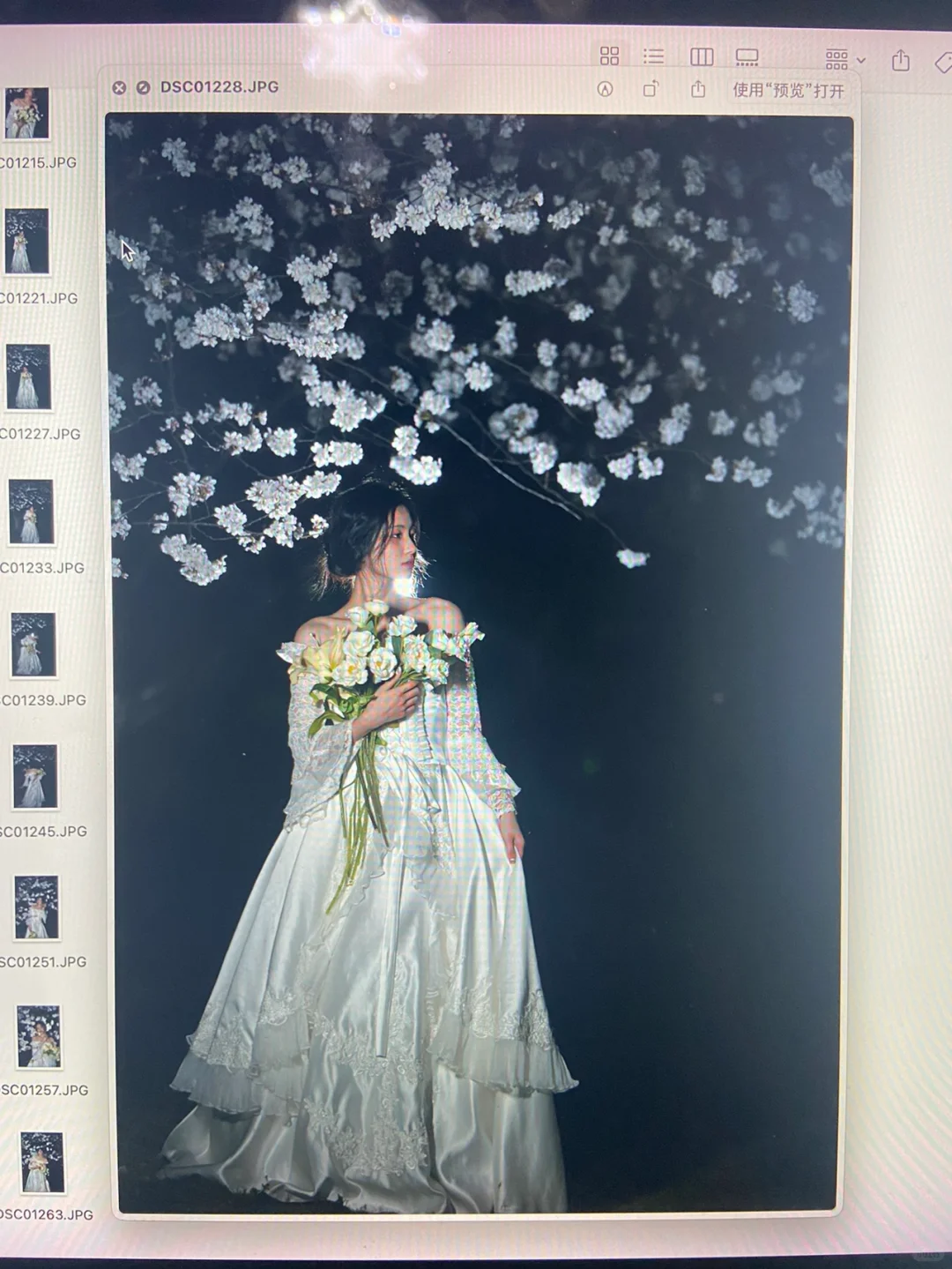 夜里去拍了樱花🌸｜中森明菜仿妆屏拍